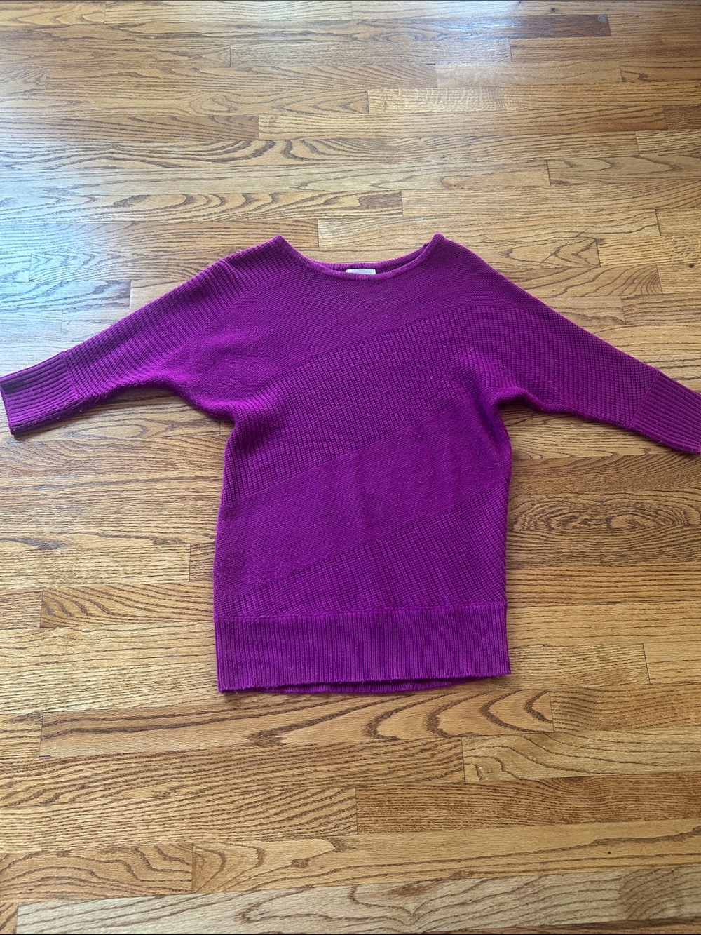 New York and Company Magenta Colored Sweater Size XS